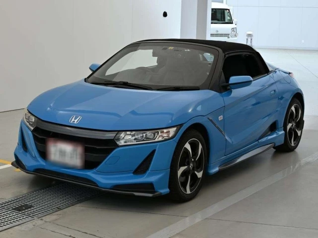 Кому кабриолет?🚘

🇯🇵 Honda S660, преемница легендарной S2000 💥

От 830 000 руб. под ключ во Влад