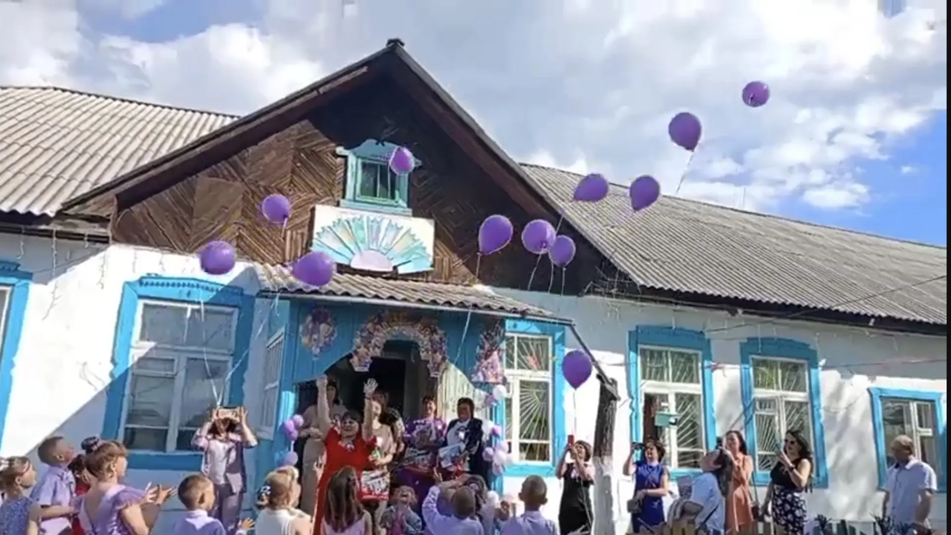 Выпускной бал в детском саду - это особое событие для каждого ребенка и его родителей, это первая ст