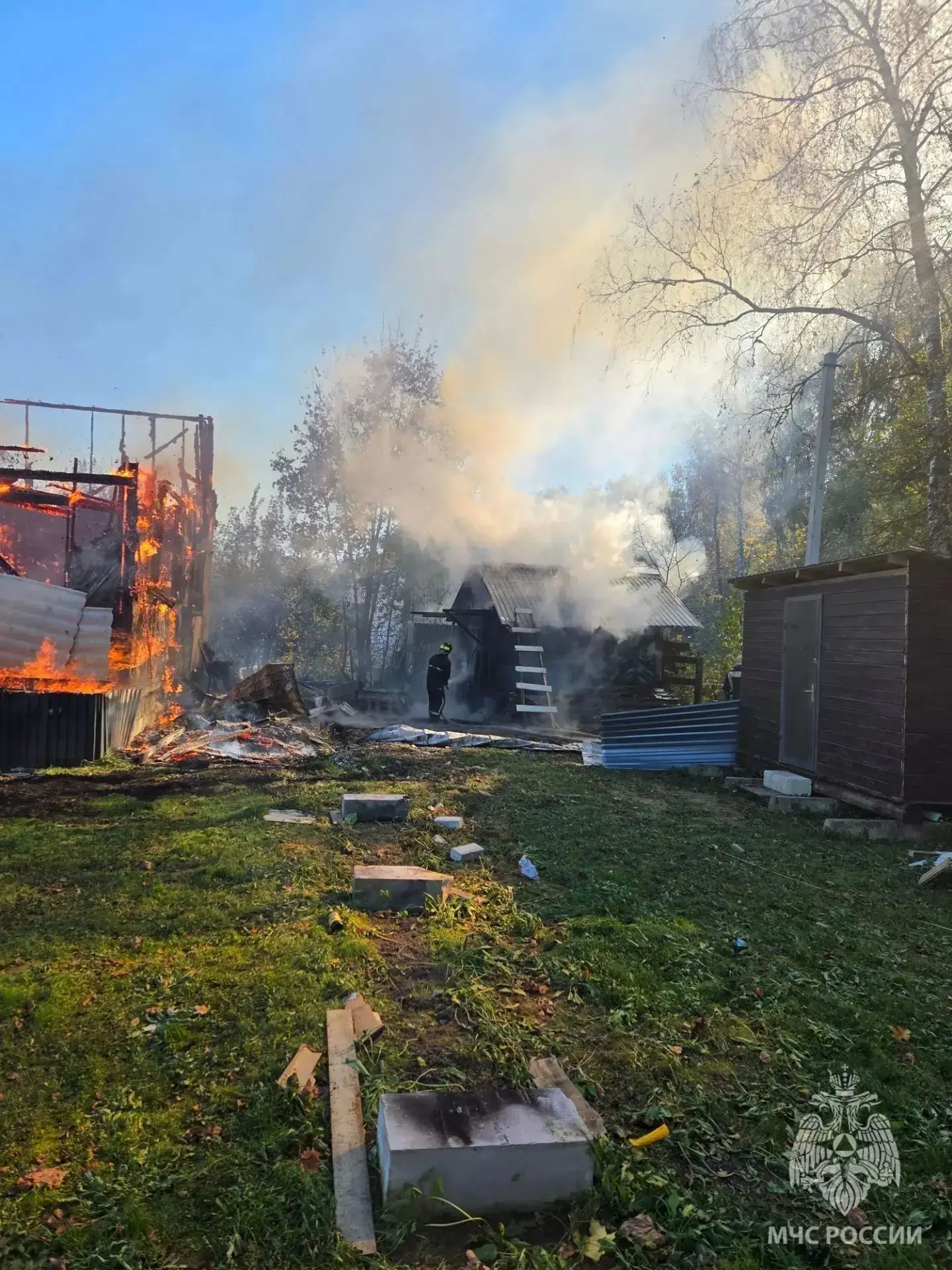 В Кстовском районе произошли сразу два пожара.