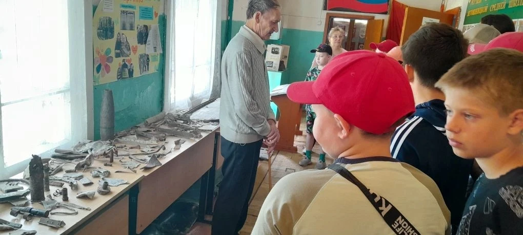 Стало уже традицией летом с ребятами оздоровительного лагеря посещать  Летошницкий музе...