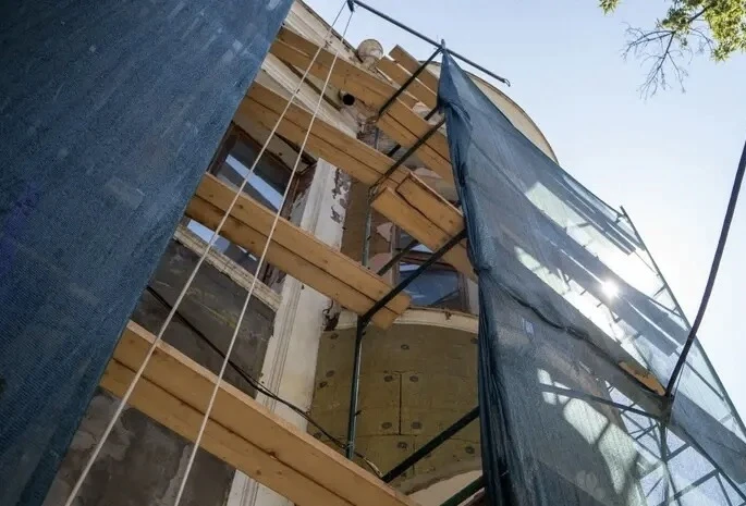 🏗 Более 75 социальных объектов отремонтировали московские специалисты в Луганске с нач...