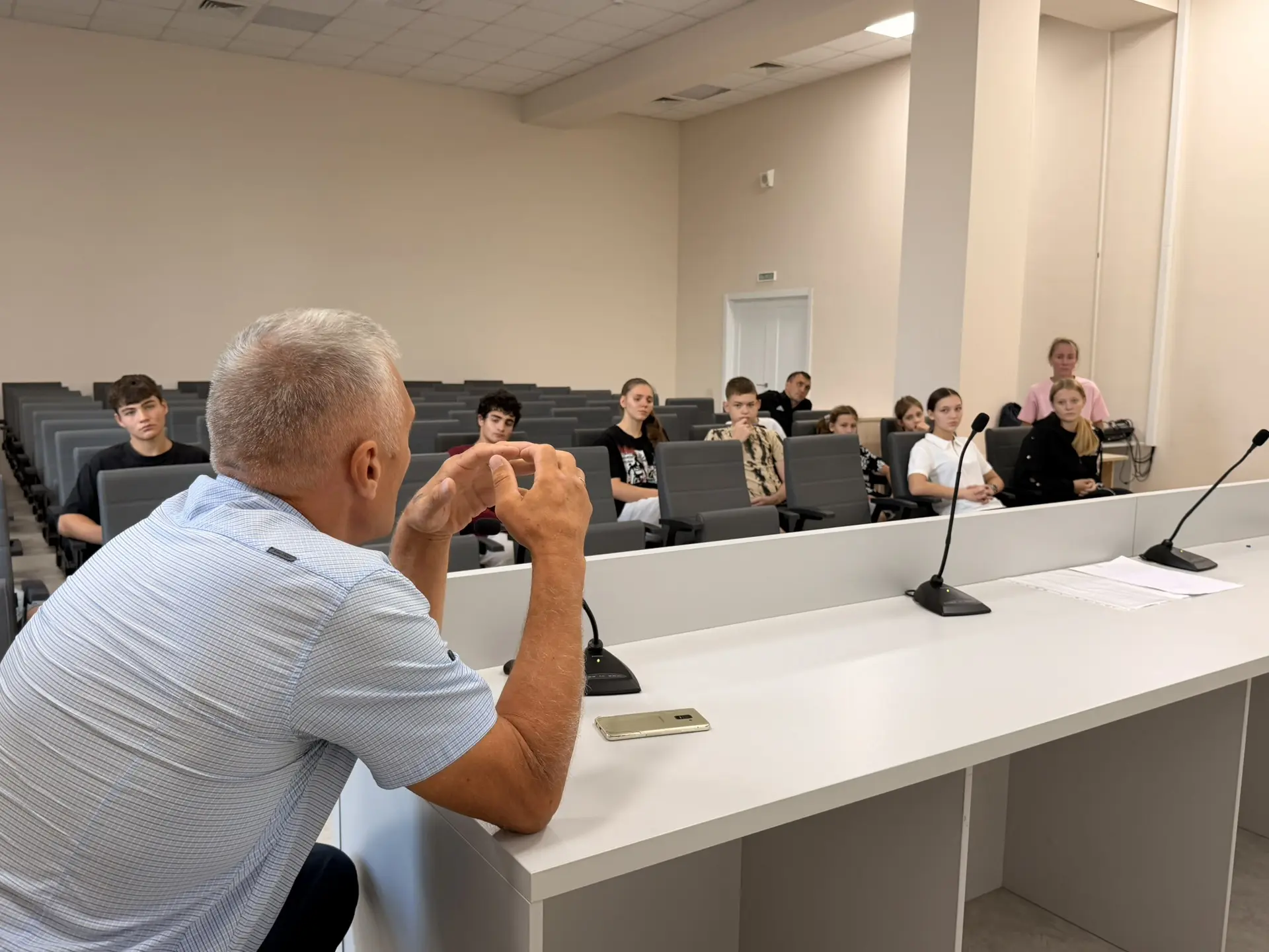 Безопасность прежде всего: беседа по антитеррористической безопасности.🛡️