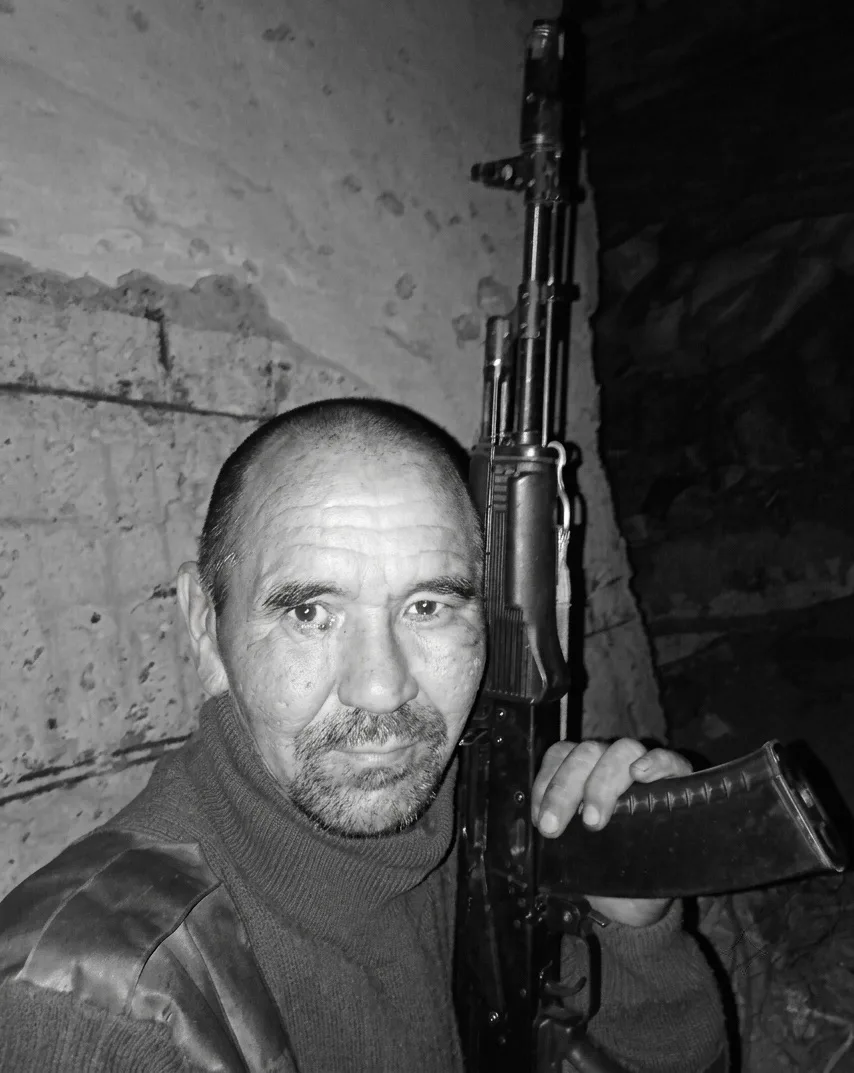 В ходе специальной военной операции погиб уроженец Питерского района Марат Сюндутов.