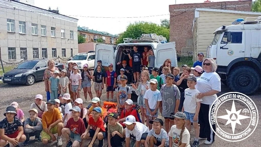 Спасатели Госкомитета РБ по ЧС напоминают детям о правилах безопасности

Спасатели провели открытые 