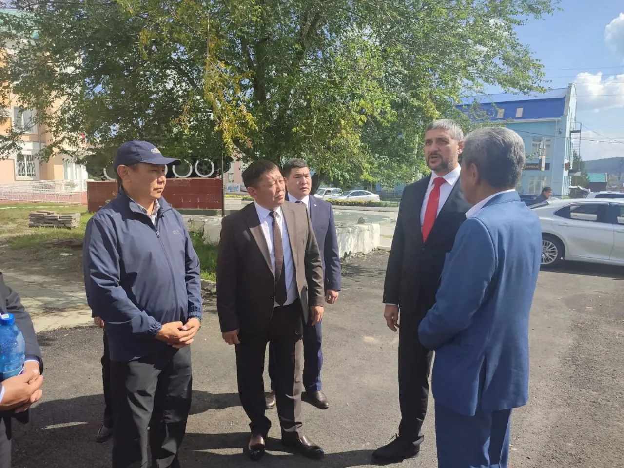Губернатор Забайкальского края Александр Осипов в ходе рабочего визита в Агинский Бурят...