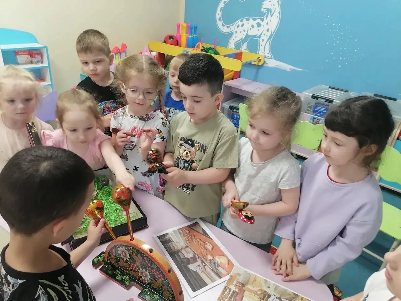 ✨ 17 мая – День Ложкаря (баклушника).