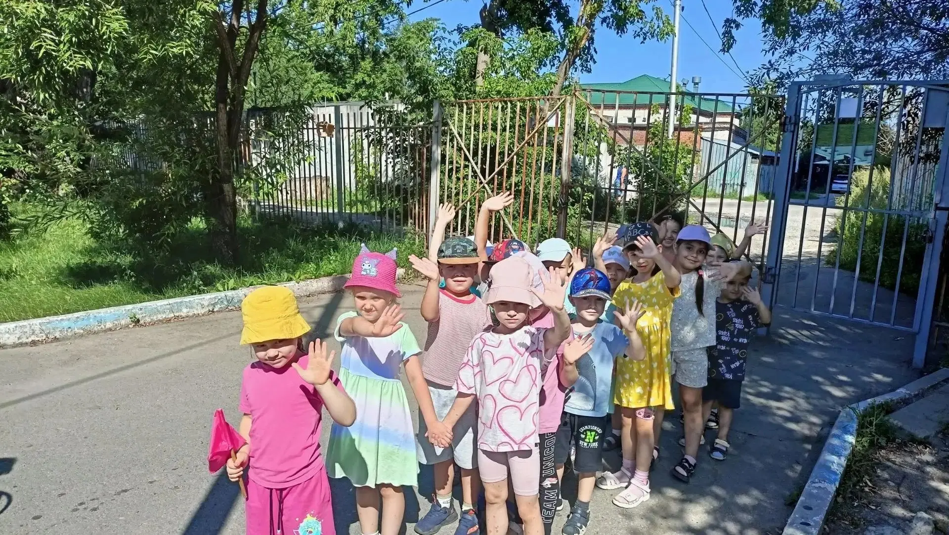 Всем доброго дня! 👋