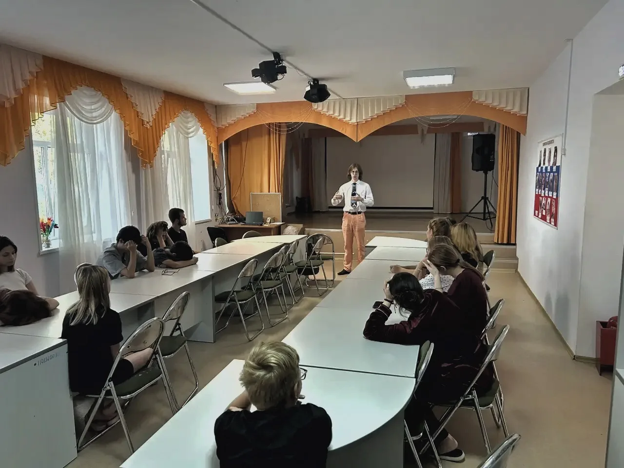 🗣 Важное и нужное дело — говорим о самом главном! 🗣

В нашем центре прошли профилактические беседы
