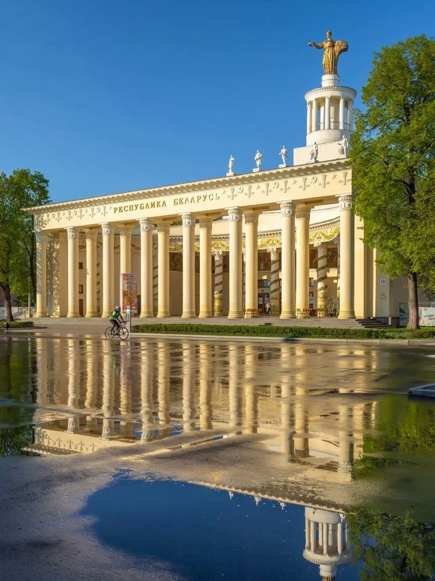 🏛 Павильон №18 «Беларусь»
#ОстанкинскийРайон

📌 Павильон признан объектом культурного наследия нар
