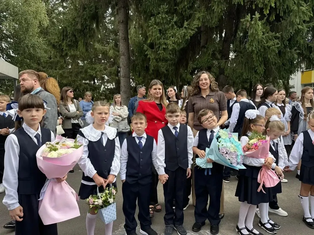 С 1 сентября, дорогие наши ученики! ❤️