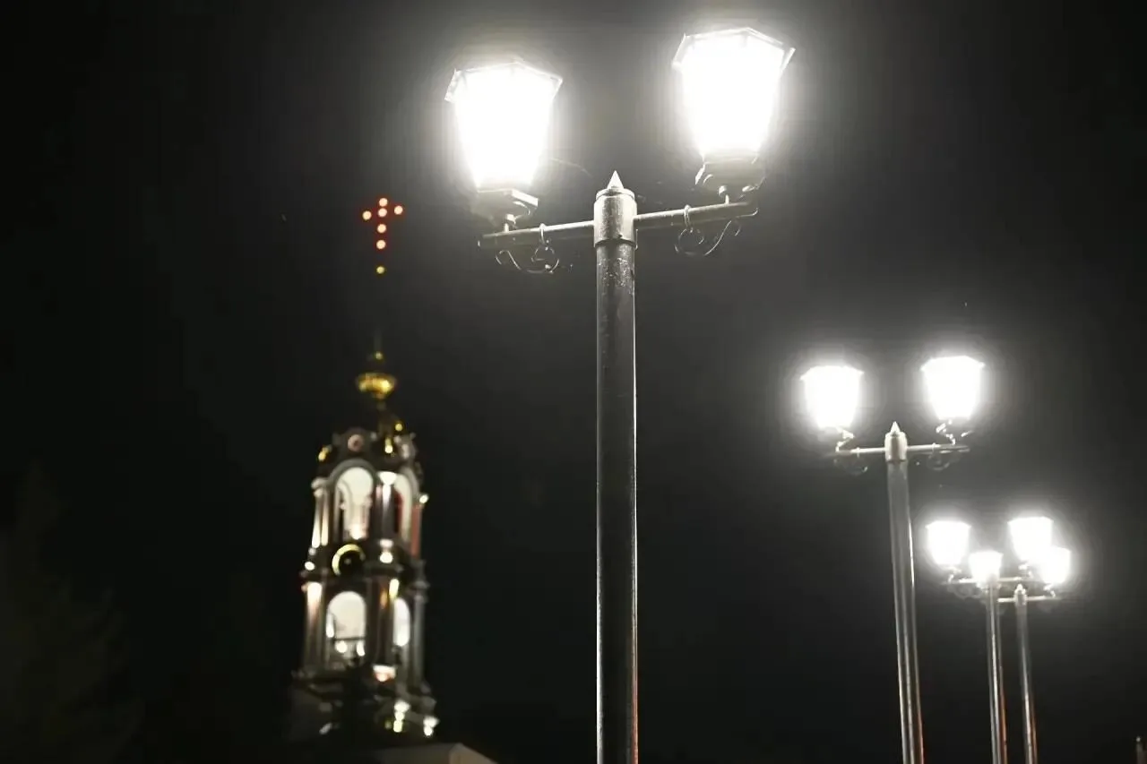 💡 В Тамбове на набережной Цны включили новые светильники. 🌙