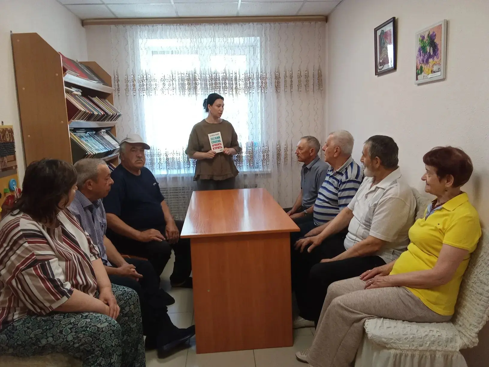 В рамках программы «Активное долголетие» и в честь Всемирного дня борьбы против курения психолог отд