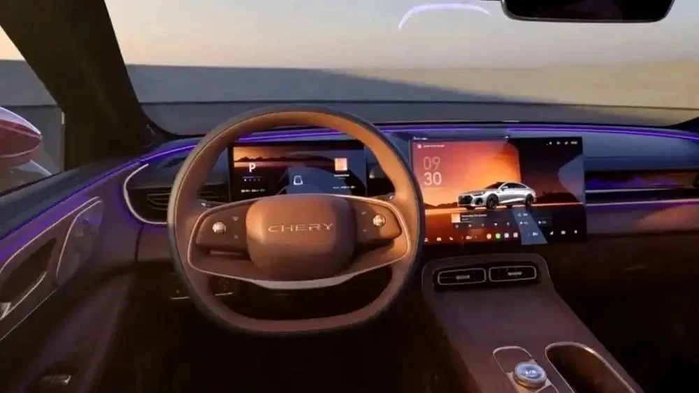Компания Chery опубликовала официальные изображения интерьера концептуальной модели Arrizo S.  Напом