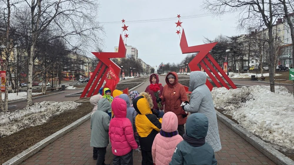 🌟 Флешмоб «Катюша» в Магадане! 🌟

7 мая 2026 года у магаданского мемориала «Узел памяти» состоялся