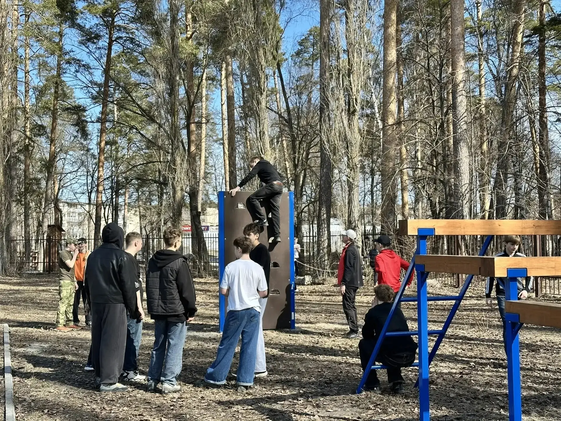 На базе весеннего лагеря при лицее №230 прошла неделя интенсивных сборов по программе «Школа безопас