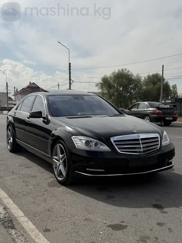 🚗 Mercedes-Benz 2010