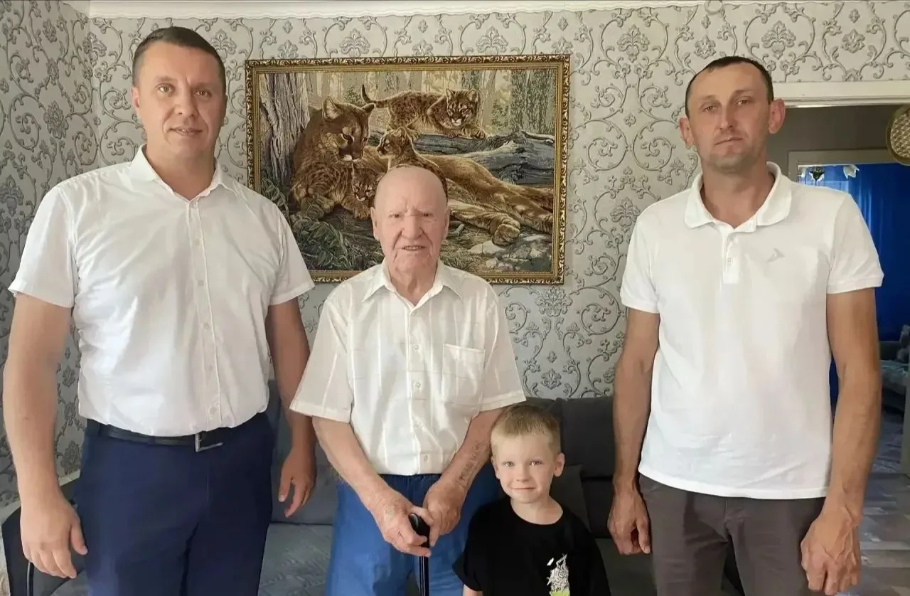 Сегодня свой 101-й день рождения отмечает ветеран Великой отечественный войны, почетный гражданин Лы