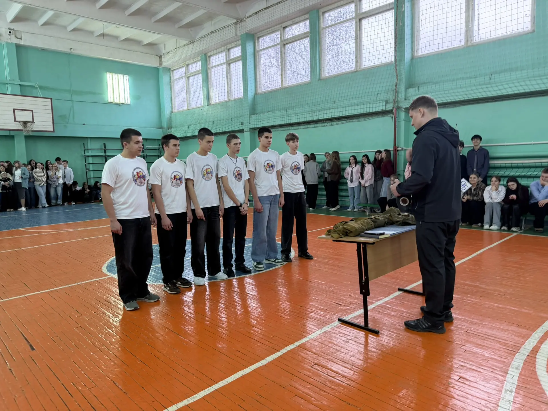 🇷🇺В рамках подготовки к празднованию Дня защитника Отечества 23 февраля в нашей школе прошло спортив