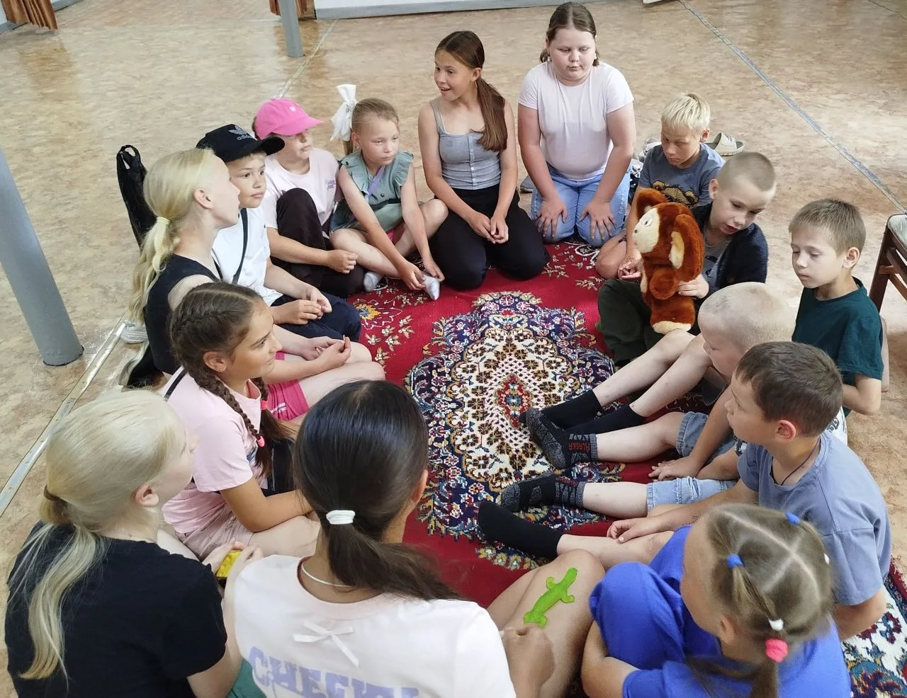 ⁉️Коротко о 14 дне работы нашего лагеря "Березка".
💖Пришли в лагерь, сделали зарядку, спели гимн, о