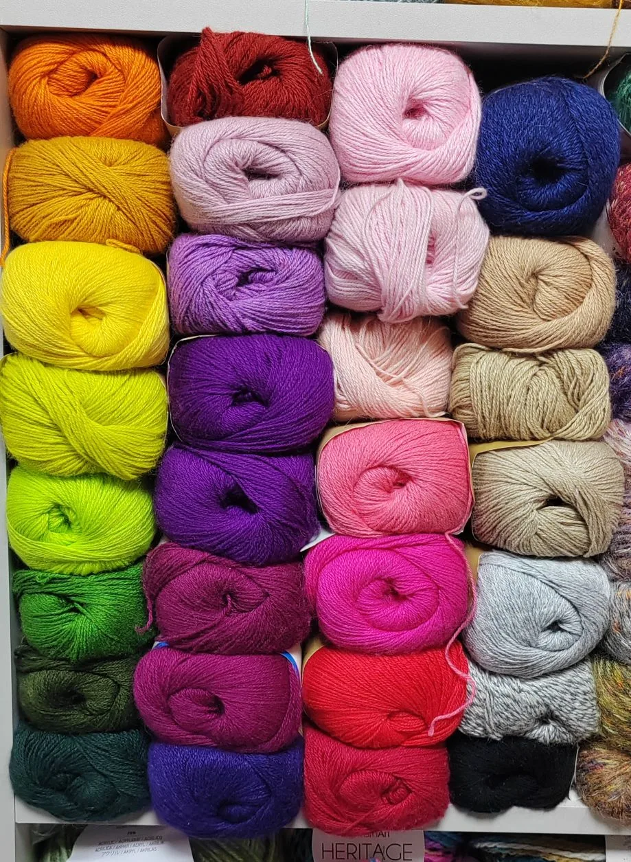Доступные расцветки кашемира.