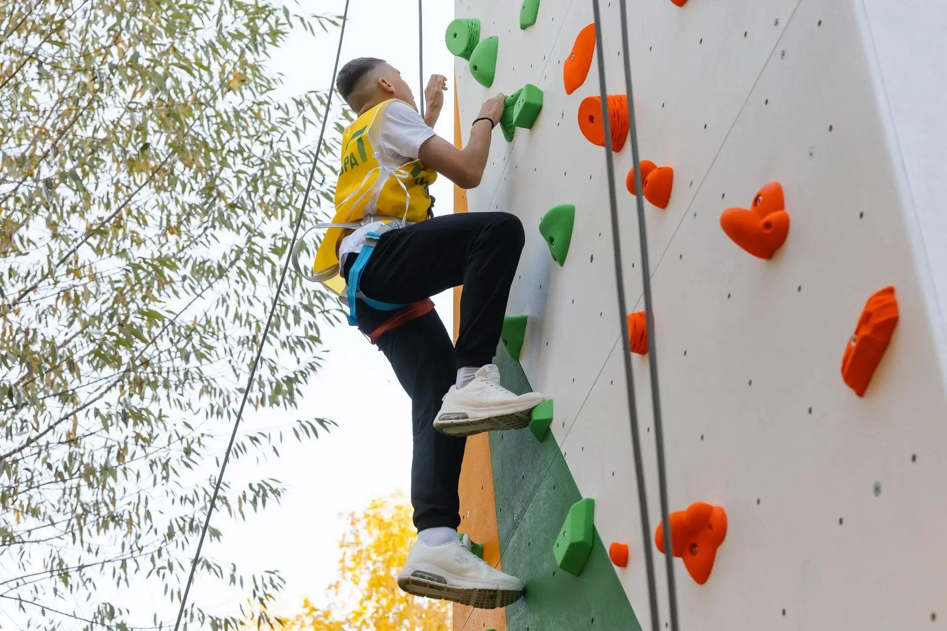 🧗🏻 В Челябинске появился новый скалодром!