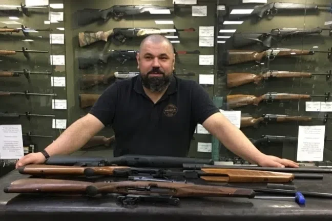 Оружейный Авито — guns-online.ru 
 
Размещение бесплатное, продавай-покупай. 
 
Оружие, тюнинг, рело