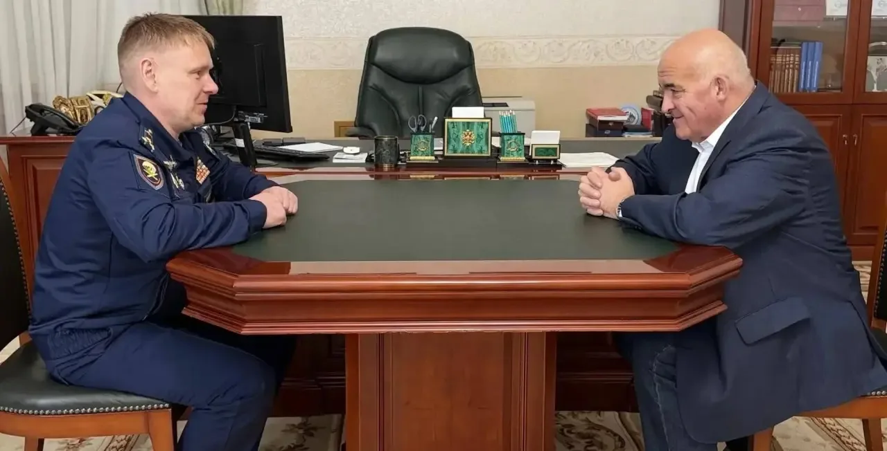 🎖️Сергей Ситников встретился с командиром 1065-го гвардейского ордена Кутузова артиллерийского полк