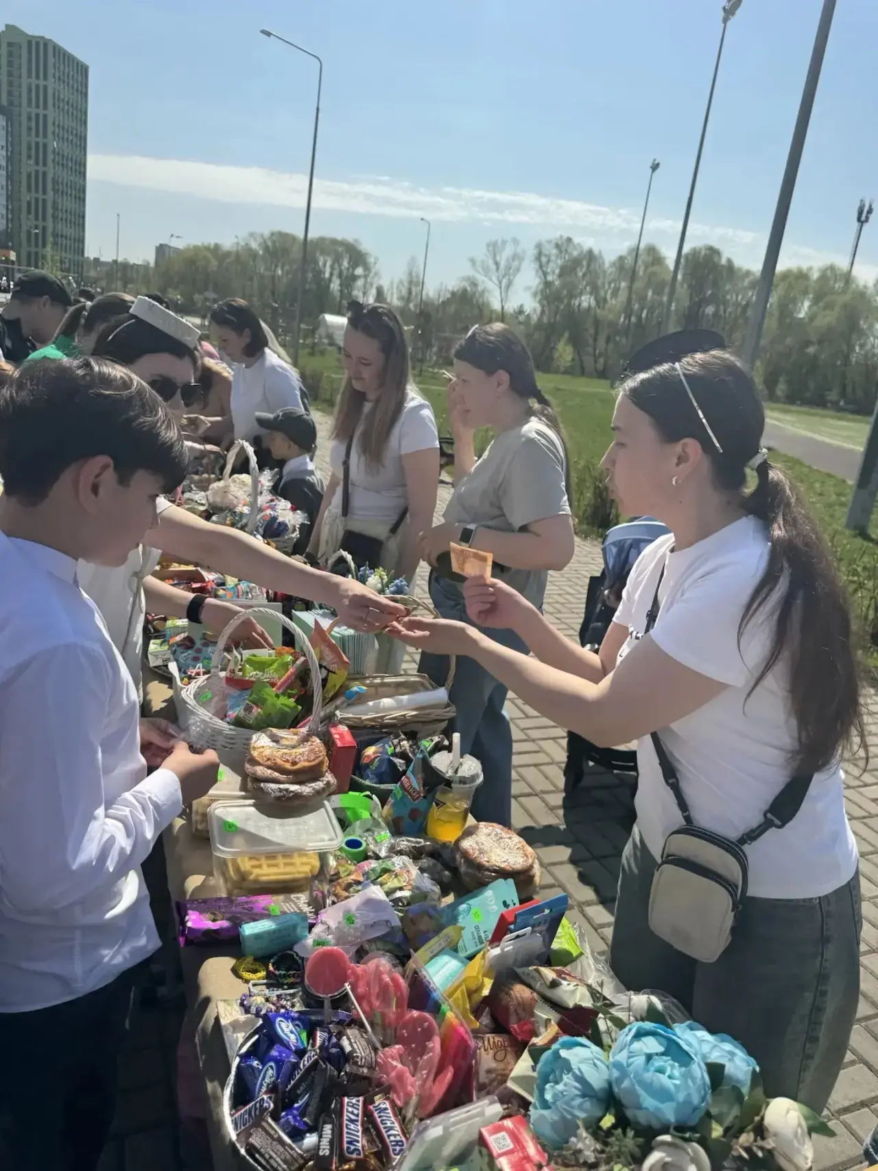 💐6 и 7 мая в гимназии прошла традиционная Весенняя благотворительная ярмарка Добра💫Ярмарка была орга