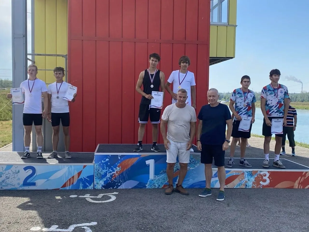 🏆Блестящие итоги Первенства УрФО и СФО по гребле на байдарках и каноэ!
⁣
С 30 июня по 4 июля в Барн
