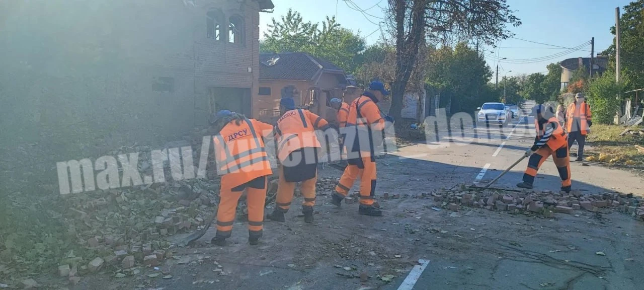 🧹 Мэр Донецка сообщил, что в Куйбышевском районе приступили к ликвидации последствий н...