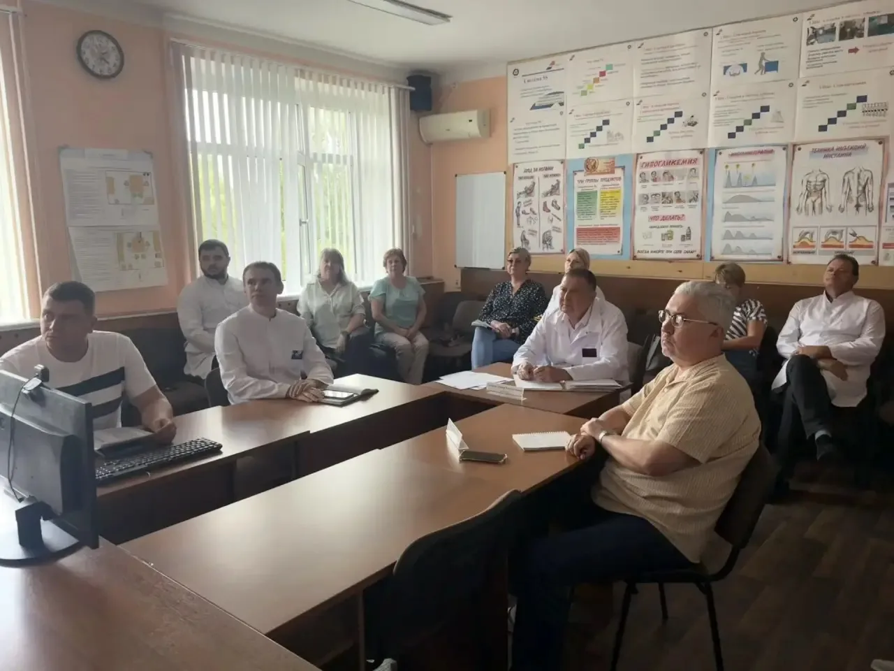 🖥️ Рабочее совещание в режиме ВКС: вопросы здравоохранения области.