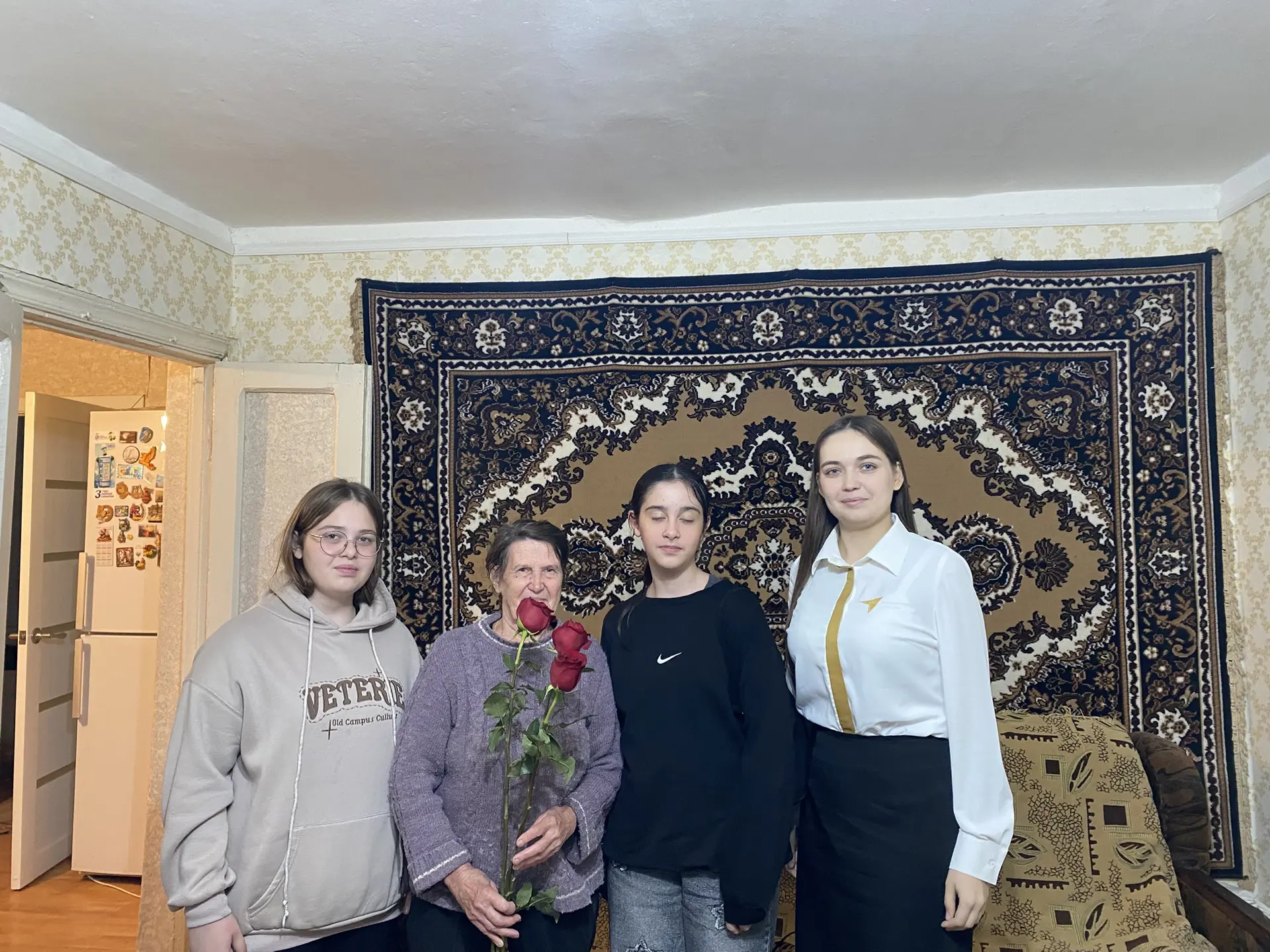 В преддверии Дня учителя наши ученики отправились с особой и очень важной миссией — поз...