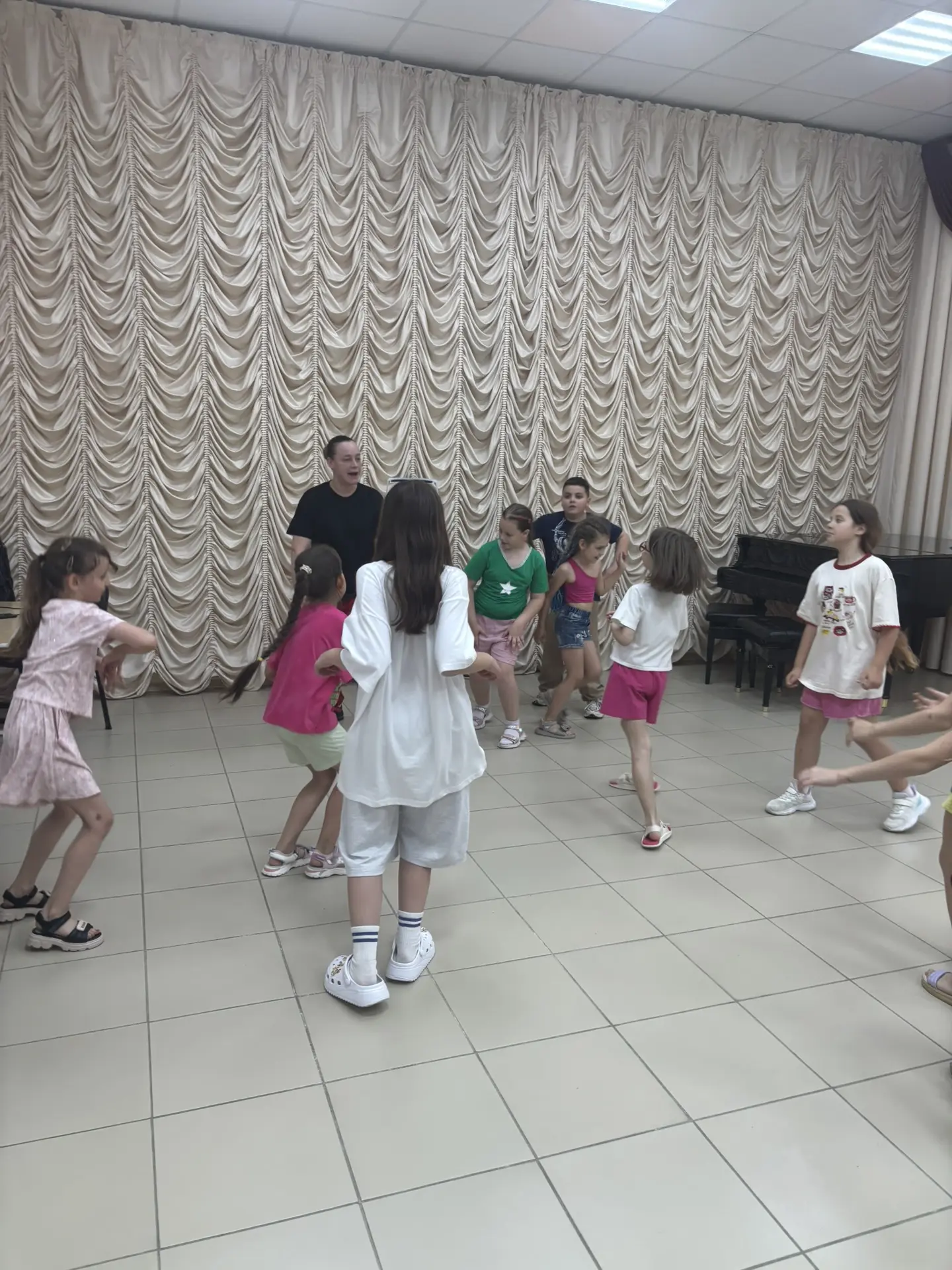 С 9-11 июня преподаватели детской площадки «Мир творчества» открыли детям новые знания ...