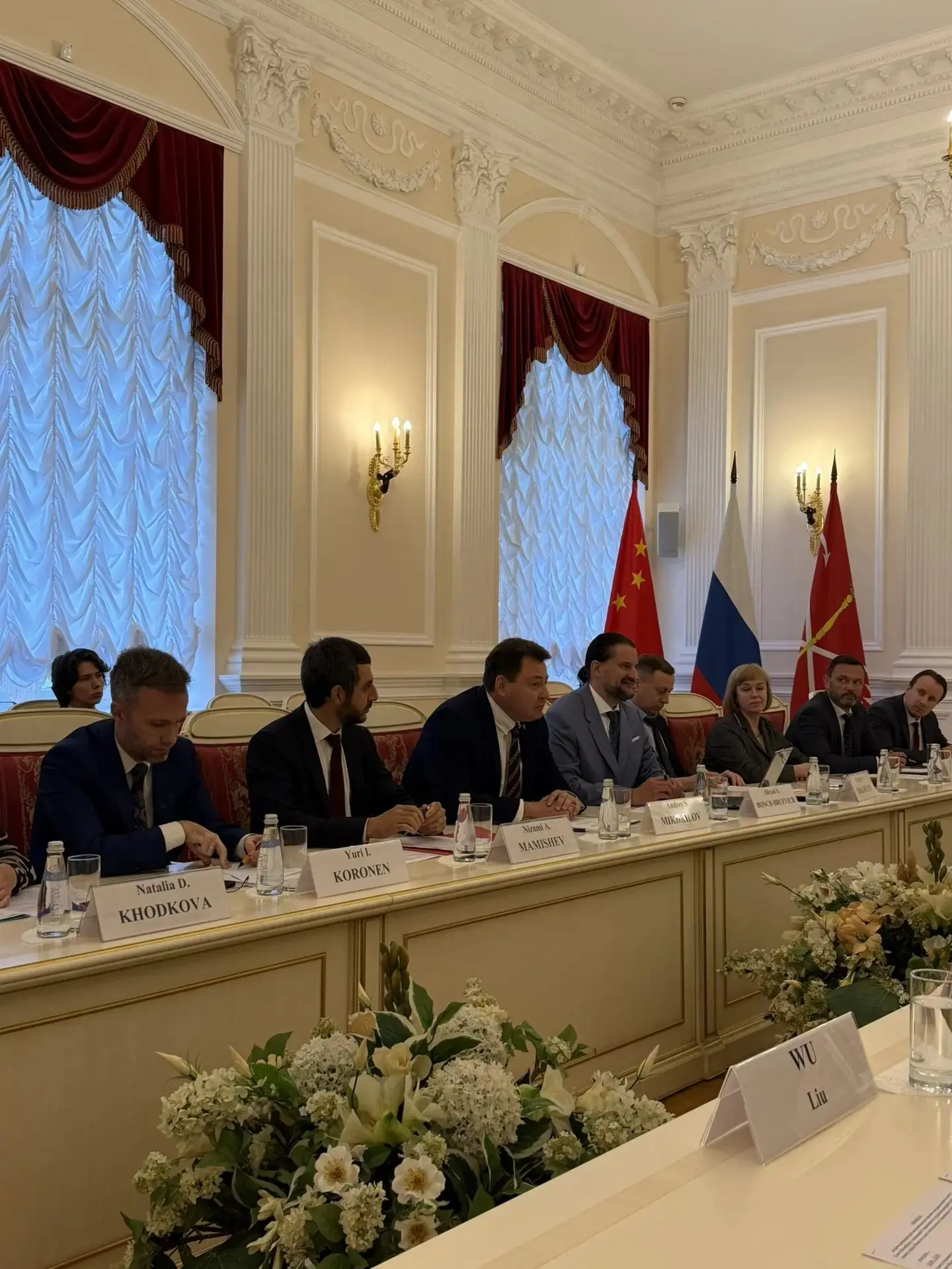 🇷🇺🇨🇳3 сентября в Смольном под руководством Андрея Михайлова, заместителя руководите...