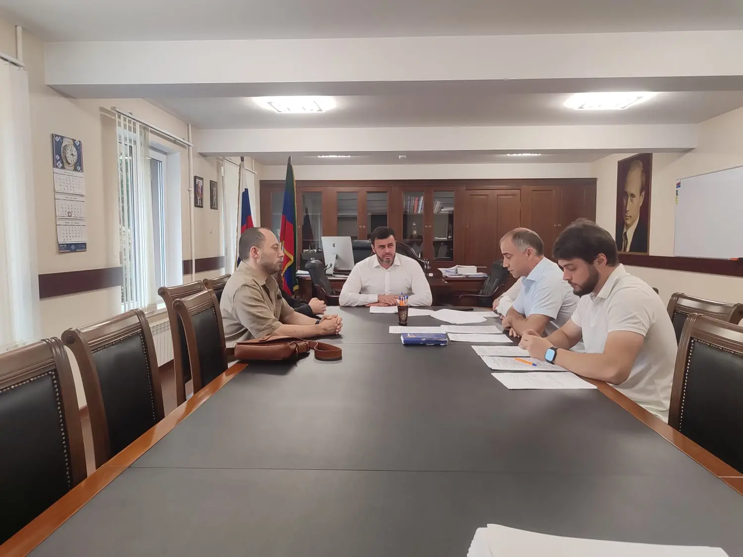 🏥Врио министра промышленности и торговли Республики Дагестан Абдула Юсупов провел рабо...