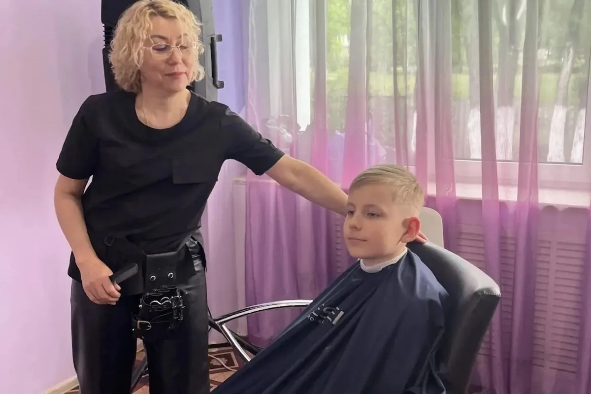 В Саранске прошла благотворительная акция «Социальная парикмахерская»  Она состоялась в рамках проек