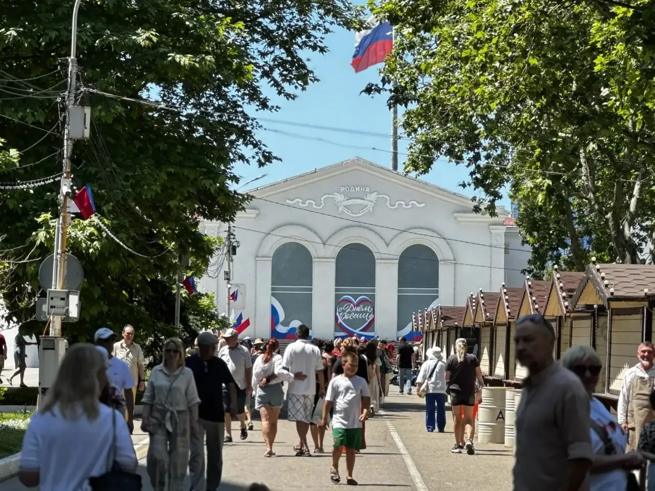 Анапские ремесленники создали тематические интерактивные площадки, посвященные Дню России