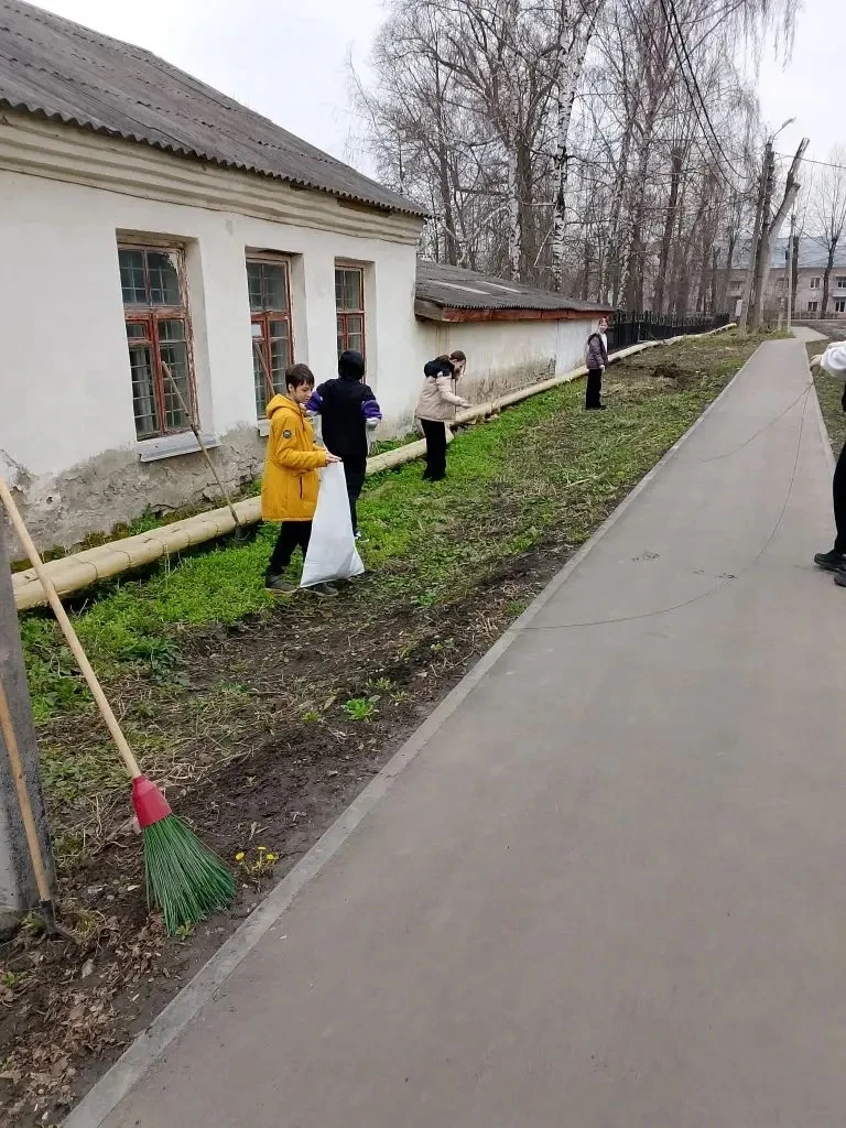 🌿✨ Сегодня наши обучающиеся показали, что забота о родном городе начинается с малого! ✨🌿