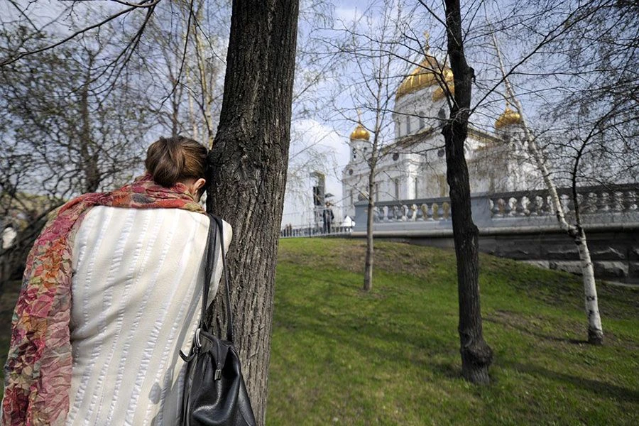 Скорбь нас очищает. В скорби человек всегда настоящий. В радости он изменяется, становится другим. В