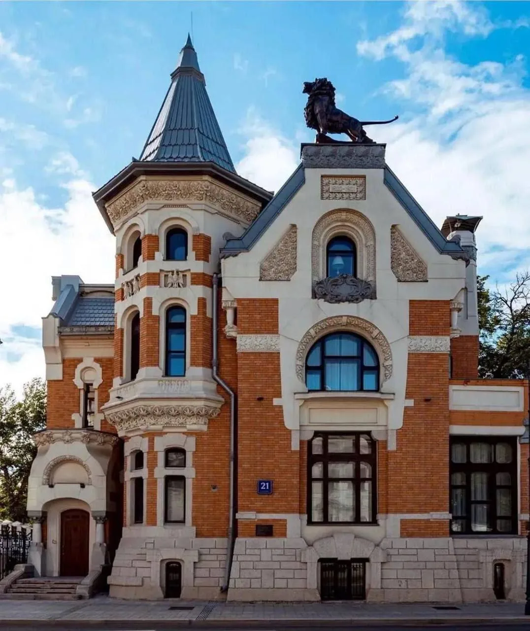 ОСТОЖЕНКА