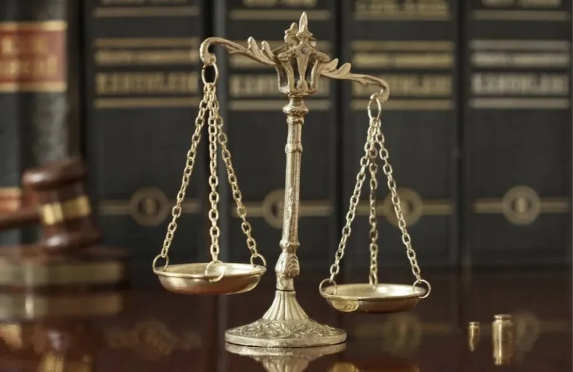 ⚖️ В Краснодаре перед судом предстанут гендиректор строительной фирмы и её подельники за хищение сот