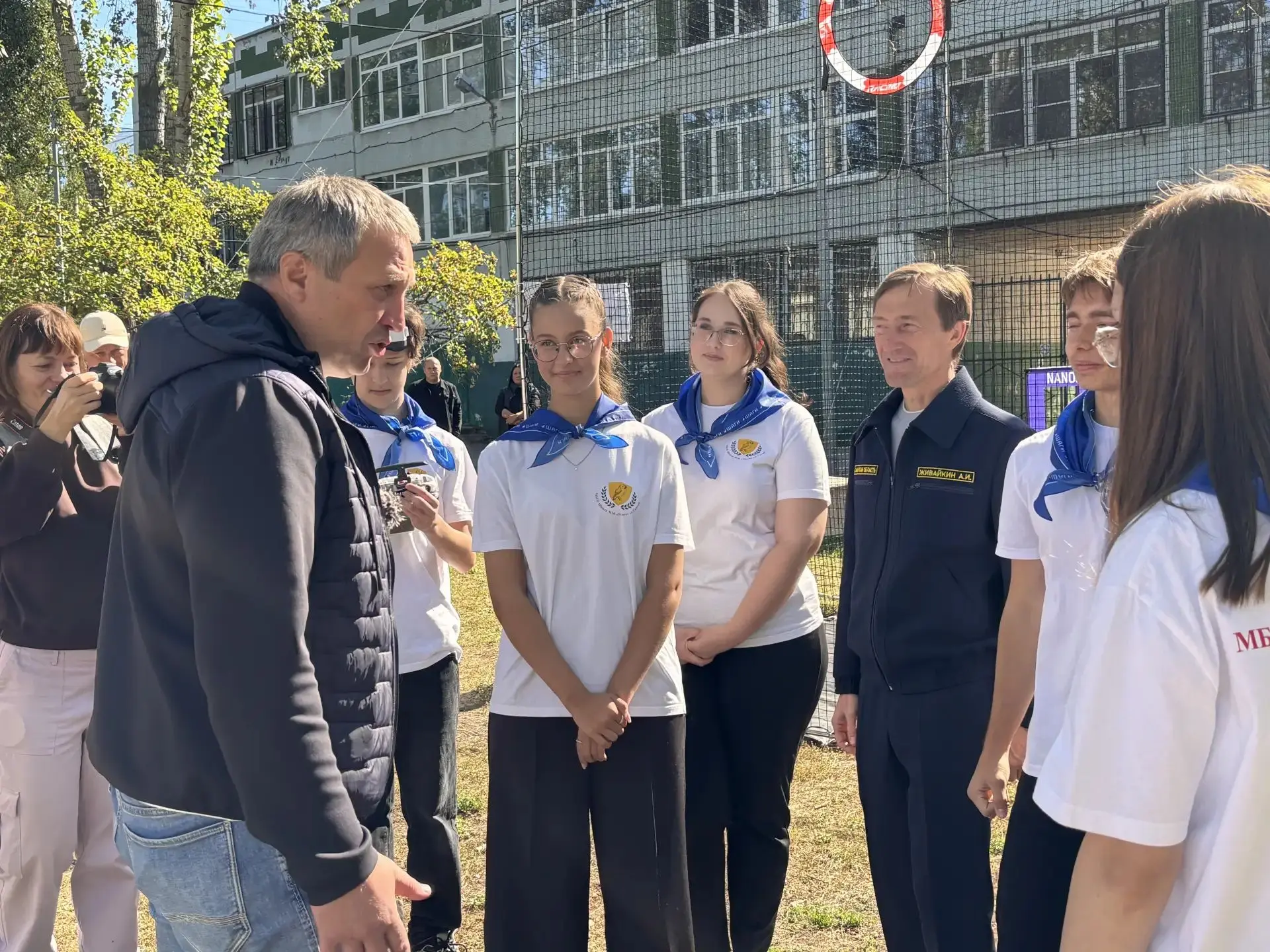 Сегодня наша школа принимала Главу города Самара Ивана Николаевича Носкова и представит...