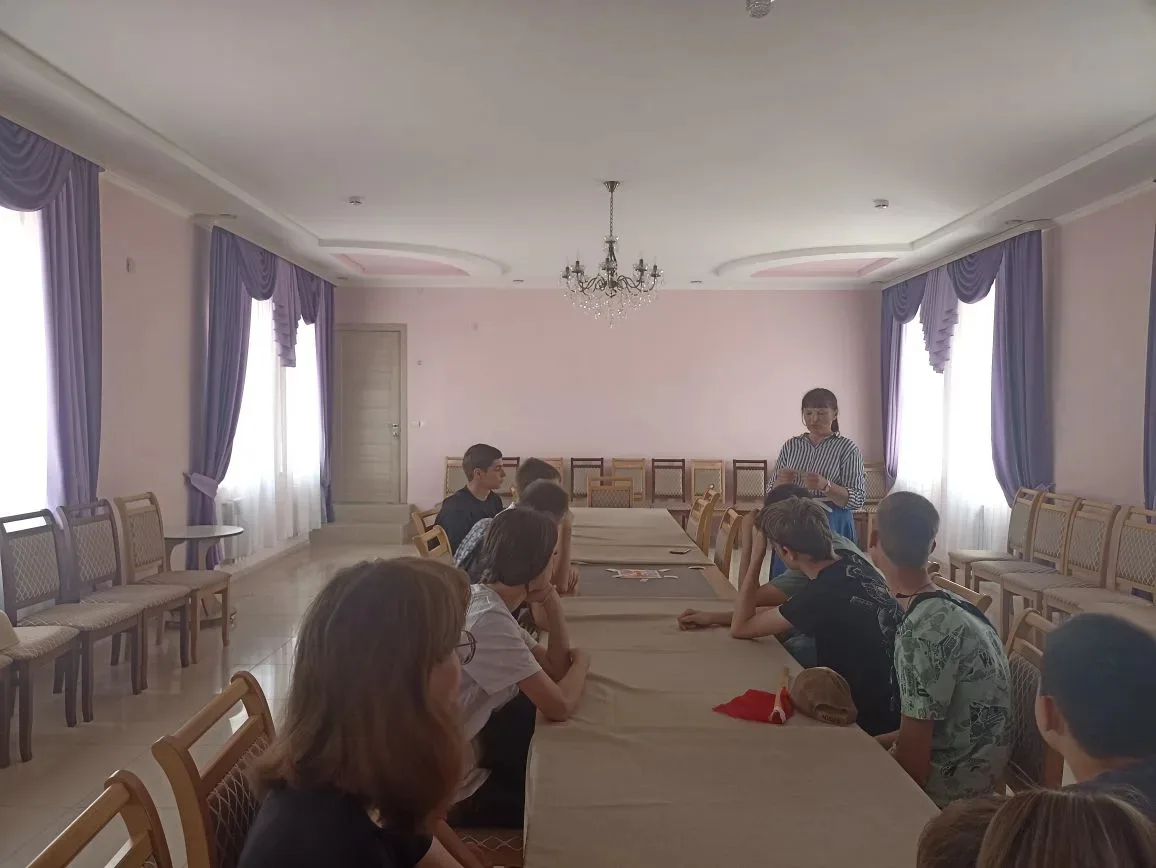 🌱8-й день в лагере «Поколение экологов»
🤾Утро началось с зарядки и традиционного завтрака, а после