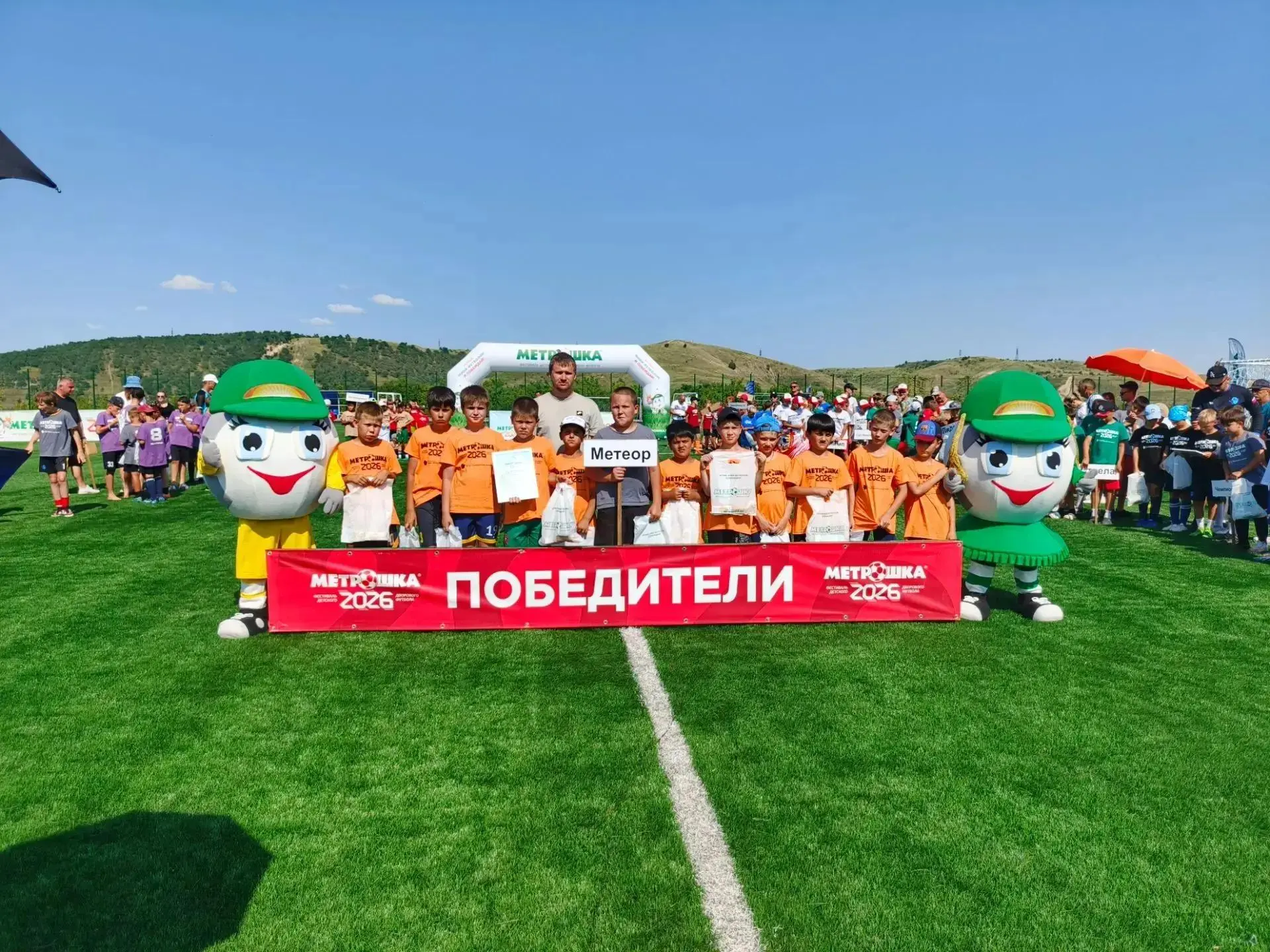 8 июля шестой раз в Вольске прошел фестиваль дворового футбола «Метрошка». За возможность участвоват