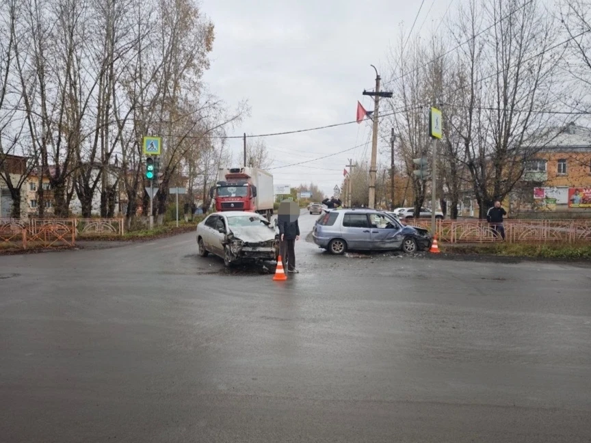 Два человека пострадали в ДТП в Братске и районе за один день