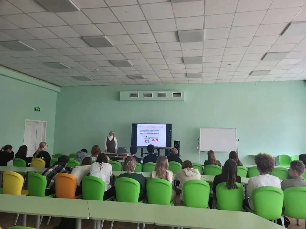Вчера состоялась просветительская встреча с врачом-педиатром Скрипальщиковой Л.А. из Правобережного 