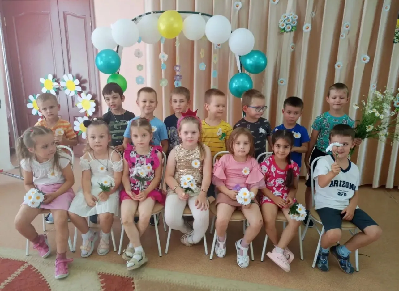 8 июля отмечается самый тёплый, нежный, любимый Всероссийский праздник " День Семьи, Любви и Верност