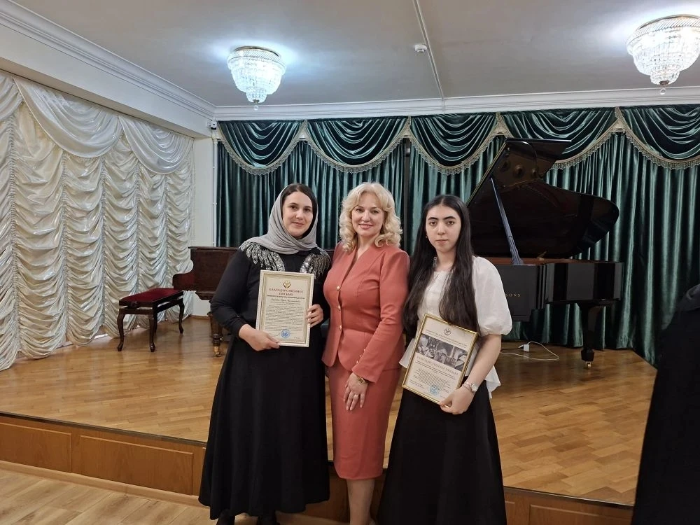 Праздничная, наполненная яркими эмоциями атмосферой, церемония награждения состоялась 2...