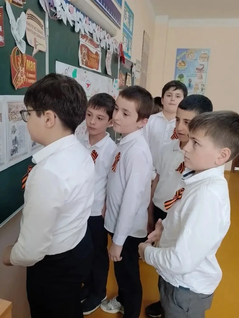 7 мая 2026 года , в 3 «А» классе прошёл особенный классный час, посвященный Дню Победы. Наш замечате