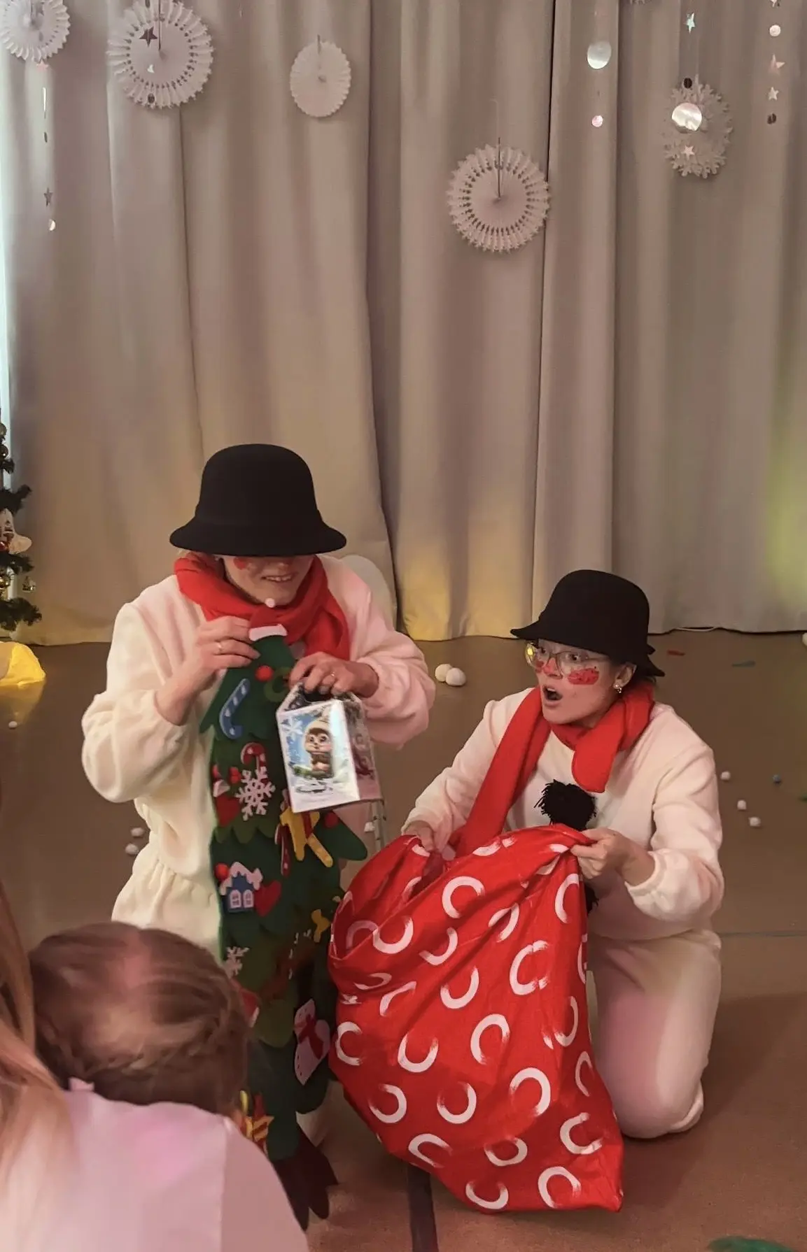 ❄️В Центре прошли «Новогодние забавы для самых маленьких»